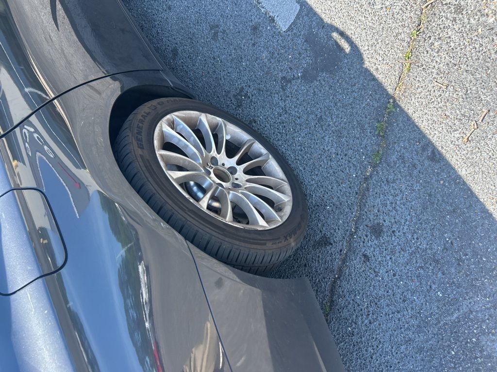 Used 2015 BMW 740Li image 7