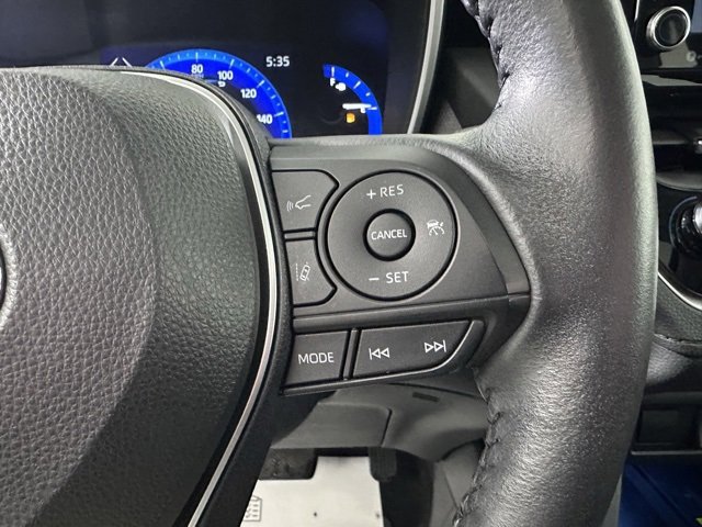 Used 2022 Toyota Corolla Cross XLE w/ Convenience Package image 24