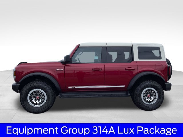 New 2026 Ford Bronco Outer Banks w/ Sasquatch Package AWD/4WD image 2