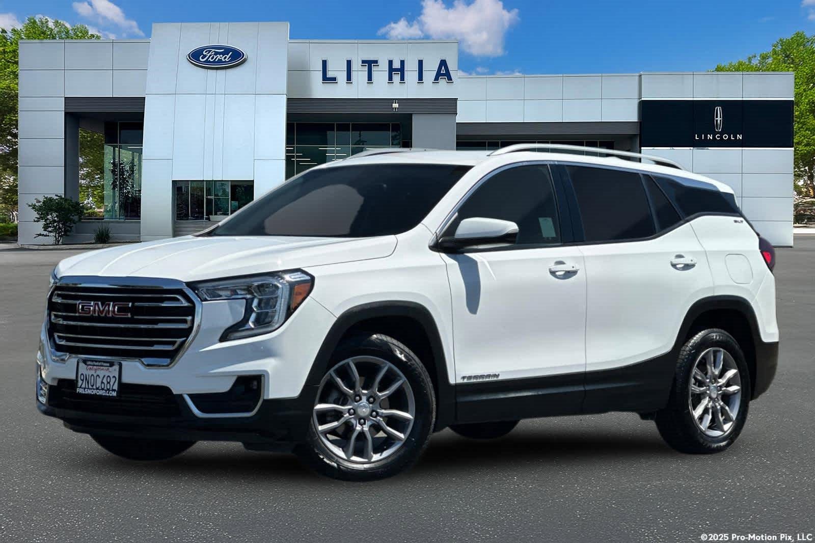 Used 2022 GMC Terrain SLT