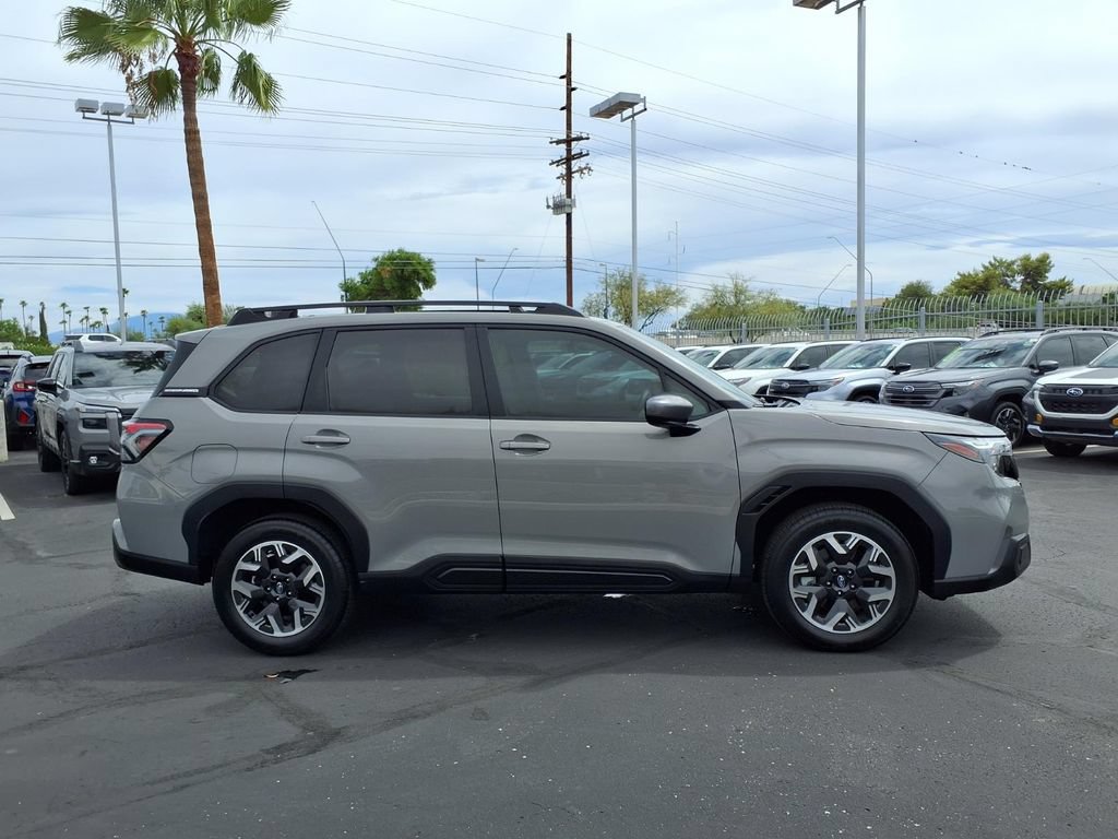 Used 2026 Subaru Forester Premium AWD/4WD image 9