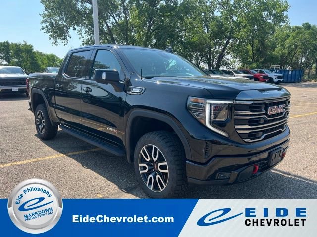 Used 2022 GMC Sierra 1500 AT4 w/ AT4 Preferred Package AWD/4WD image 1