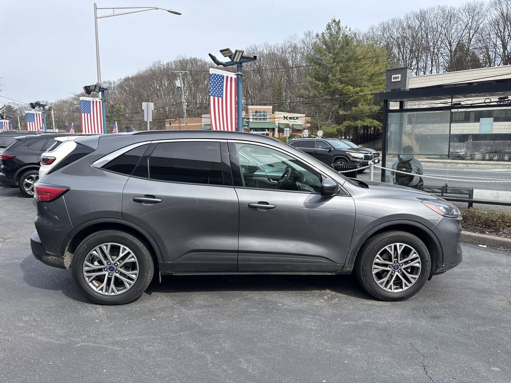 Used 2022 Ford Escape SEL AWD/4WD image 3