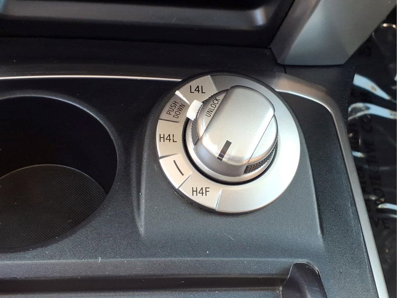 Used 2019 Toyota 4Runner Limited AWD/4WD image 23