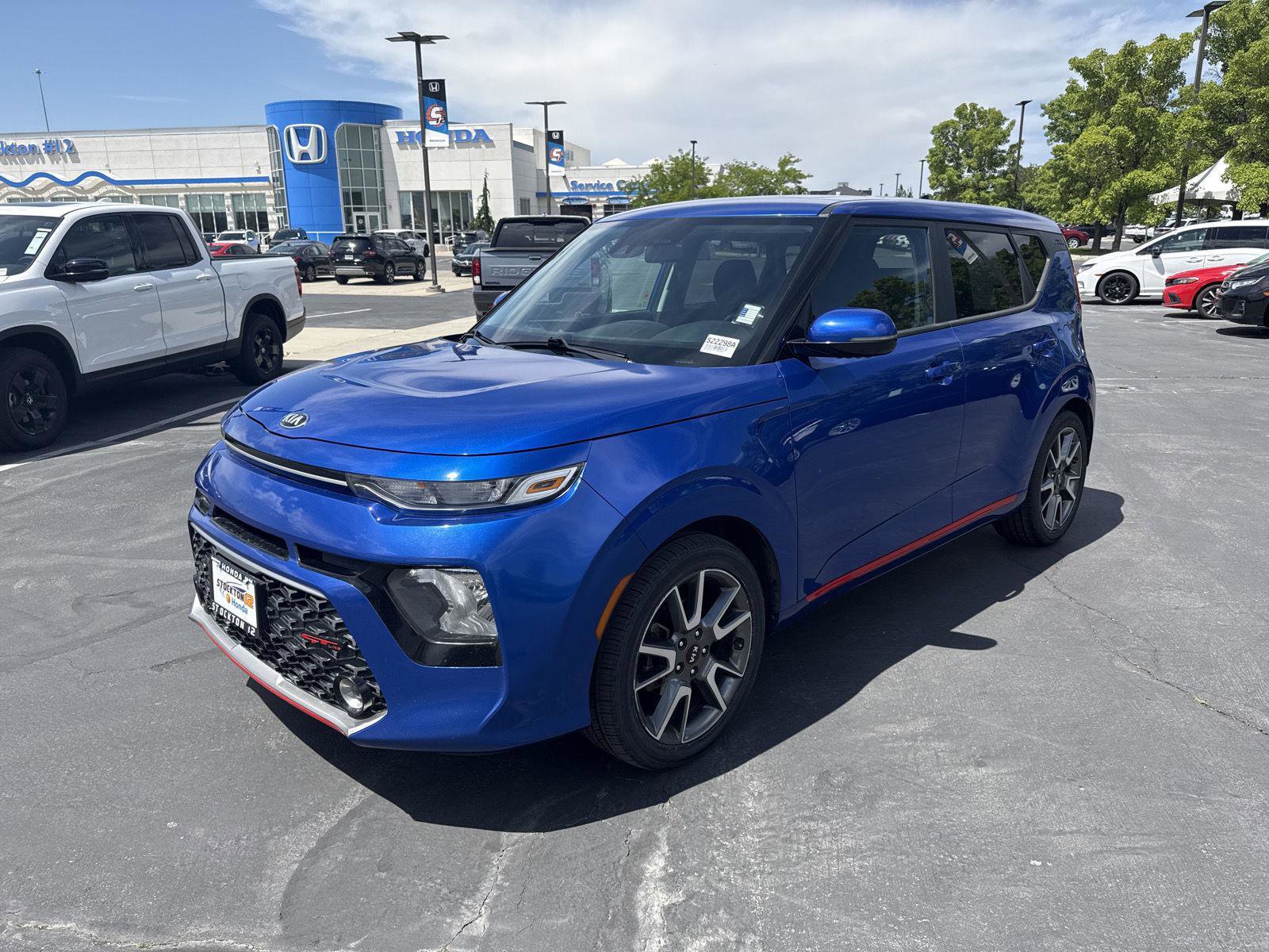 Used 2021 Kia Soul GT-Line FWD image 2