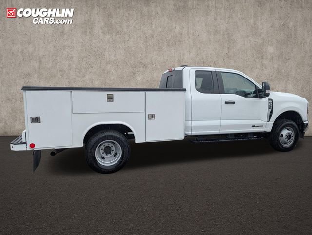 New 2026 Ford F350 XL w/ XL Chrome Package AWD/4WD image 9