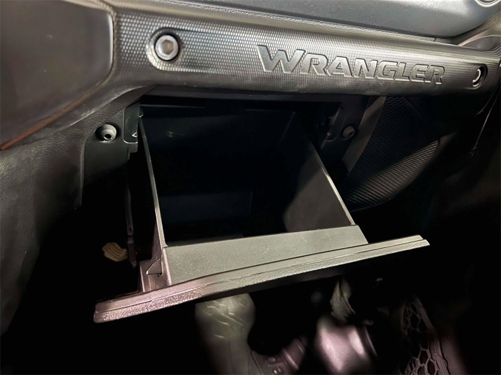 Used 2023 Jeep Wrangler Sport S image 33