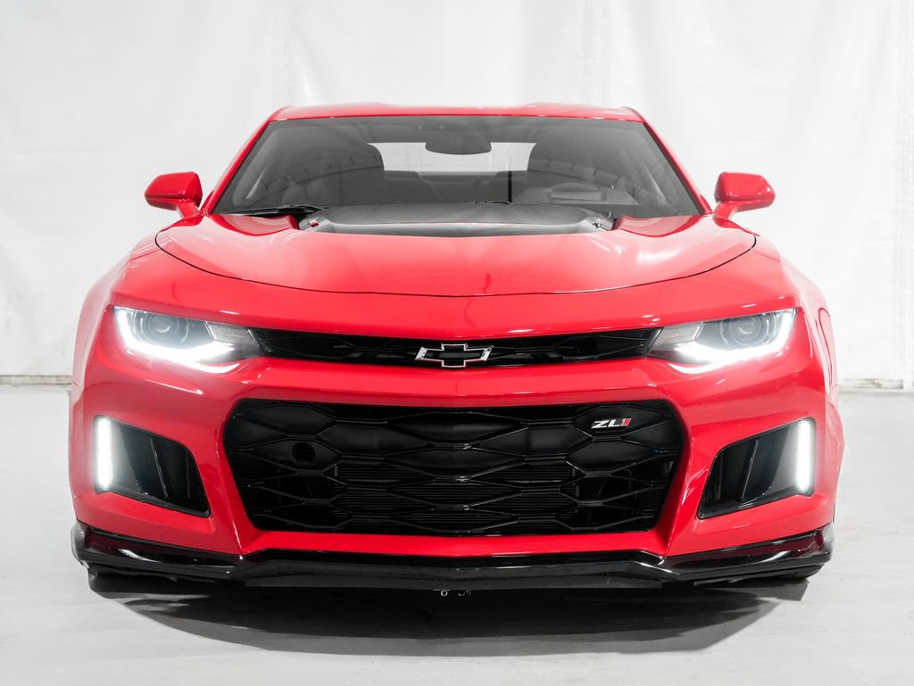 Used 2017 Chevrolet Camaro ZL1 RWD image 5
