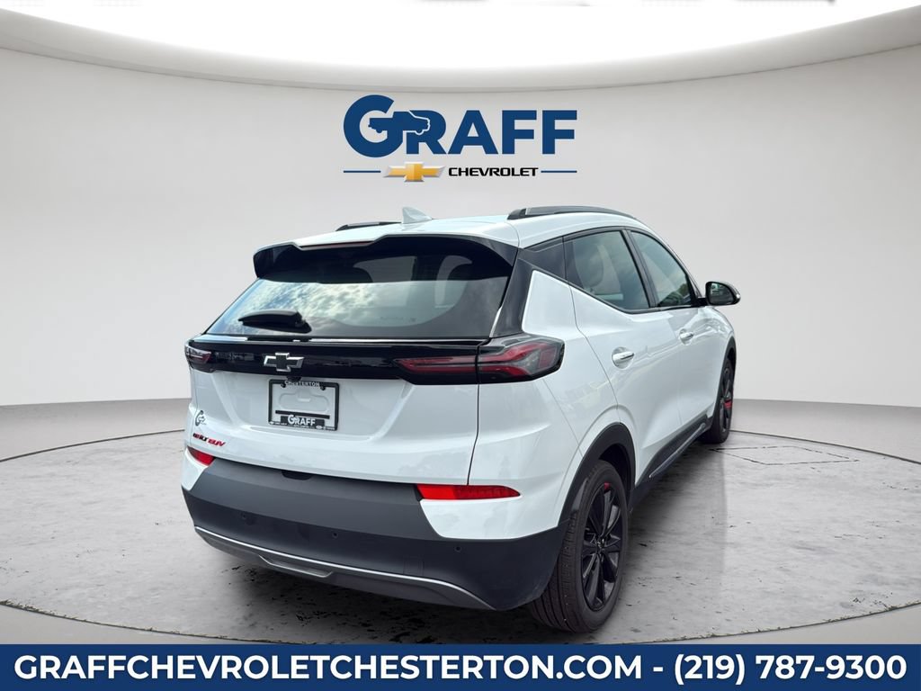 Used 2023 Chevrolet Bolt EUV Premier w/ Sun & Sound Package FWD image 7
