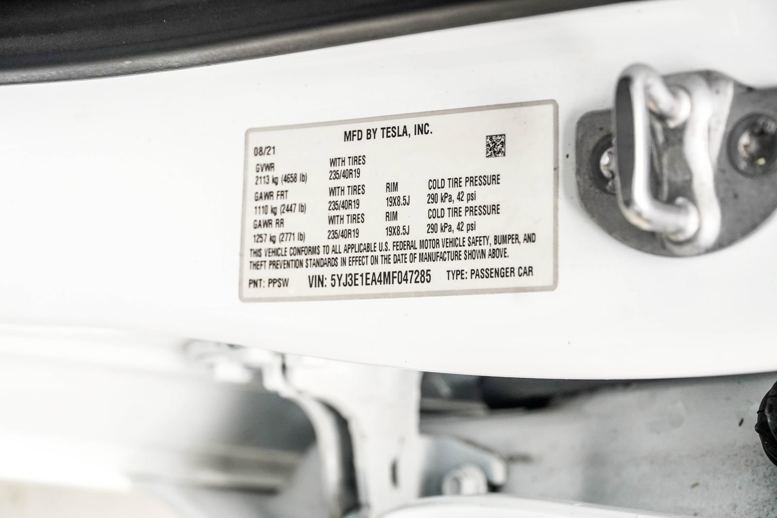 Used 2021 Tesla Model 3 Standard Range Plus image 34