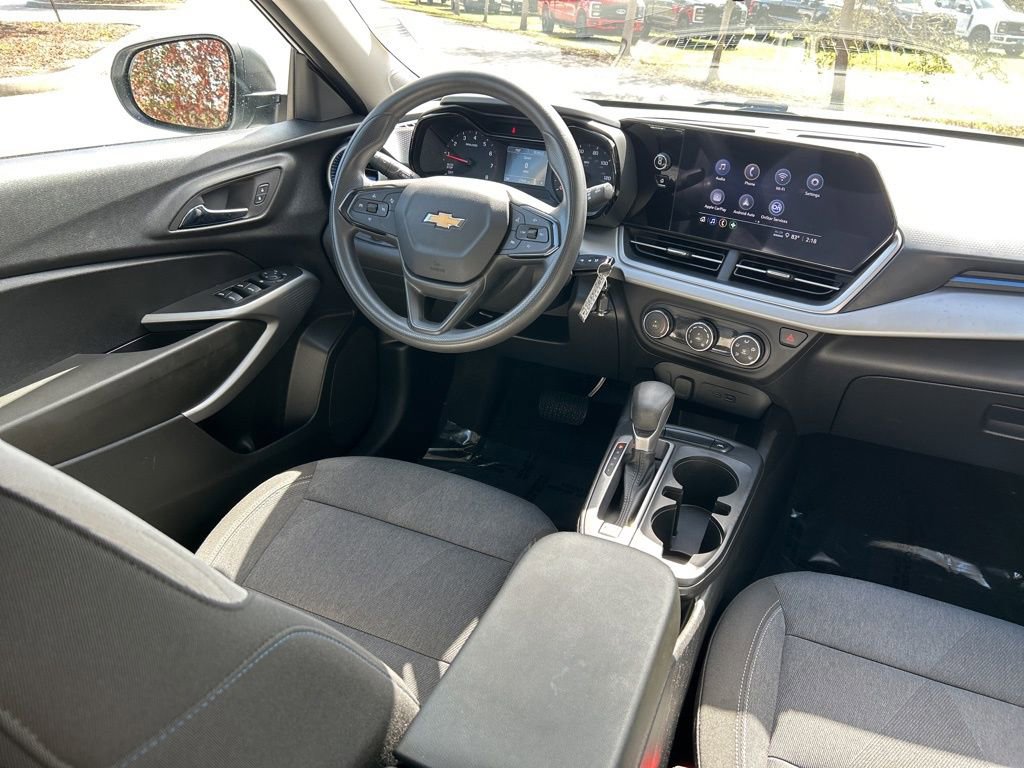 Used 2024 Chevrolet Trax LS w/ Driver Confidence Package image 9