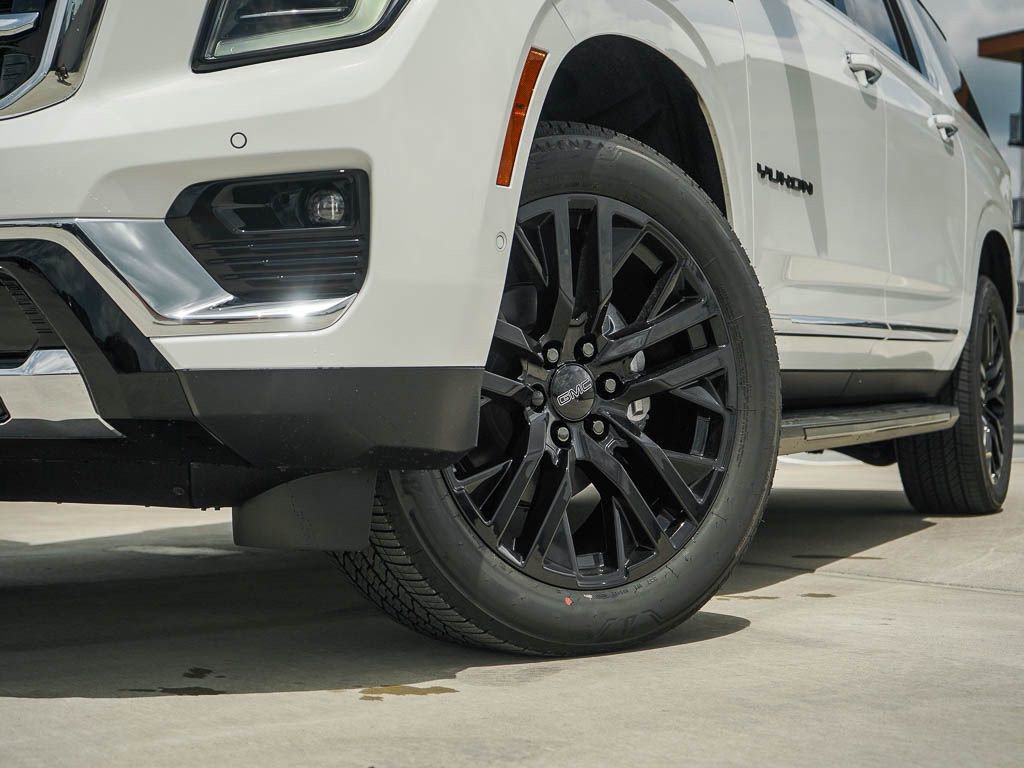 New 2026 GMC Yukon XL Elevation w/ LPO, Elevation Black Package AWD/4WD image 6