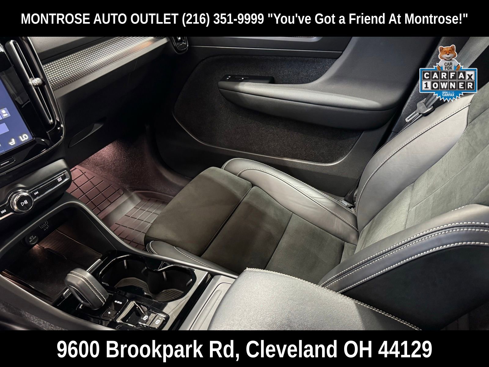 Used 2022 Volvo XC40 T5 R-Design w/ Climate Package image 15