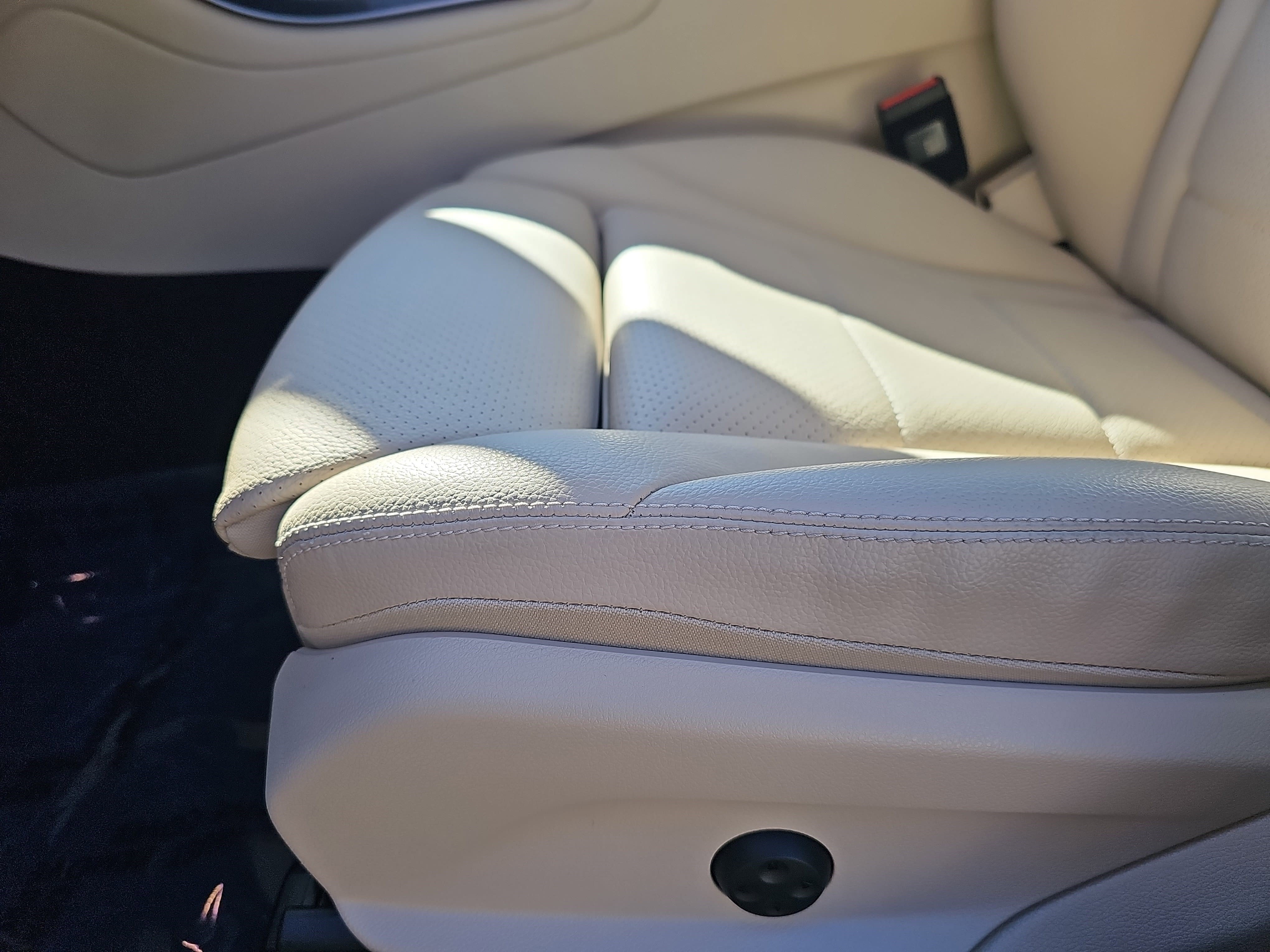 Certified 2023 Mercedes-Benz GLC 300 4MATIC Coupe image 30