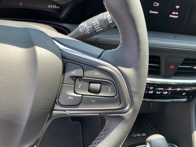 Used 2025 Buick Encore GX Avenir w/ Avenir Technology Package AWD/4WD image 12
