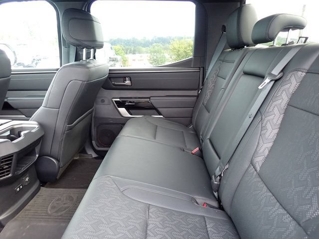 Used 2025 Toyota Tundra Limited AWD/4WD image 12
