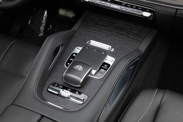 Used 2022 Mercedes-Benz Maybach GLS 600 4MATIC image 24