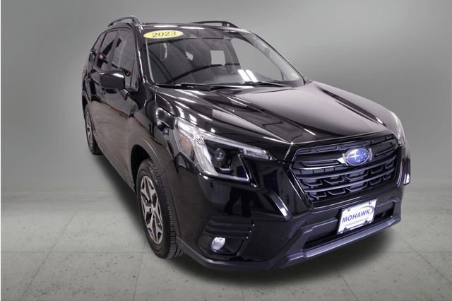 Used 2023 Subaru Forester Premium AWD/4WD image 8