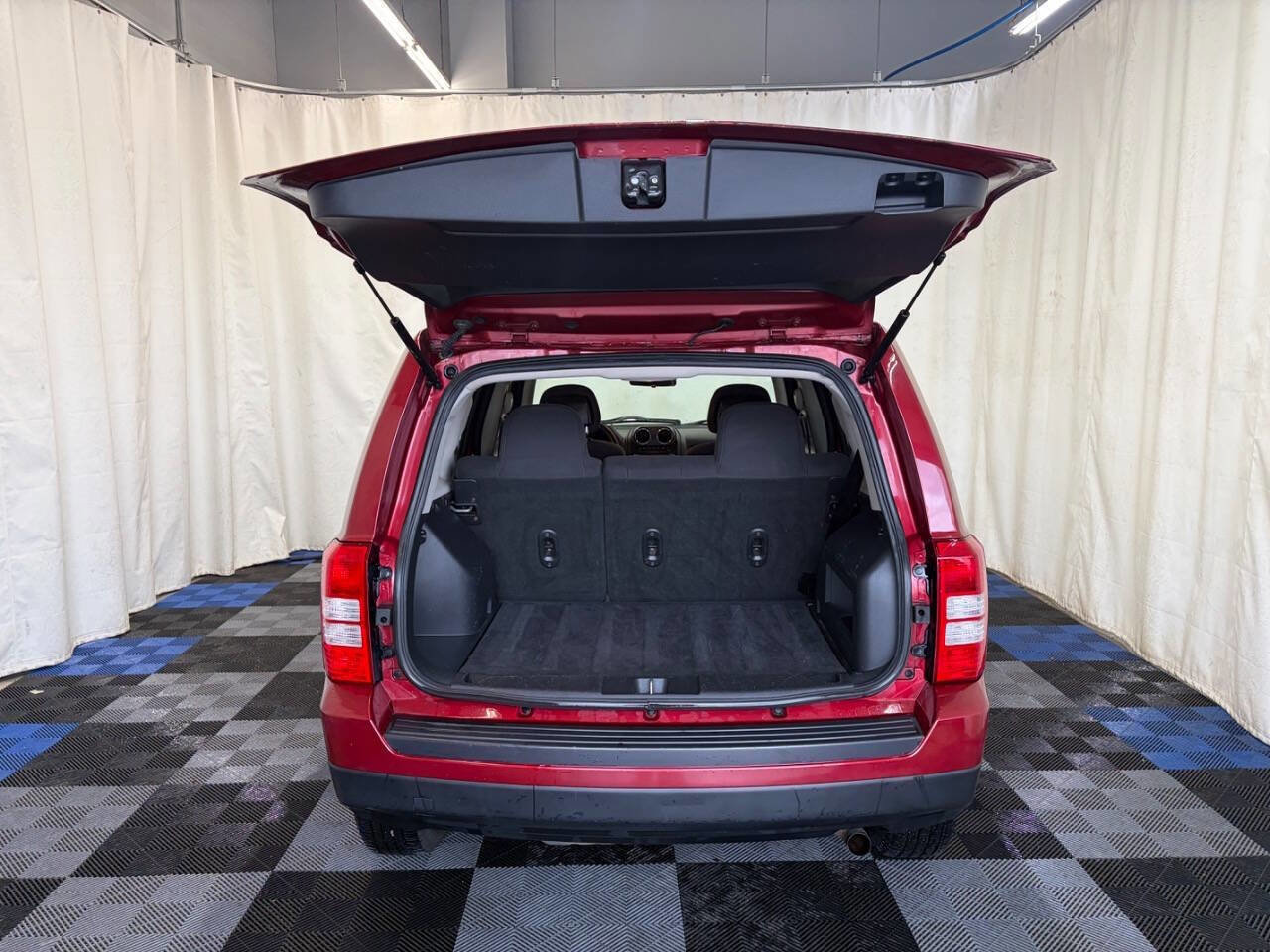 Used 2014 Jeep Patriot Sport FWD image 10