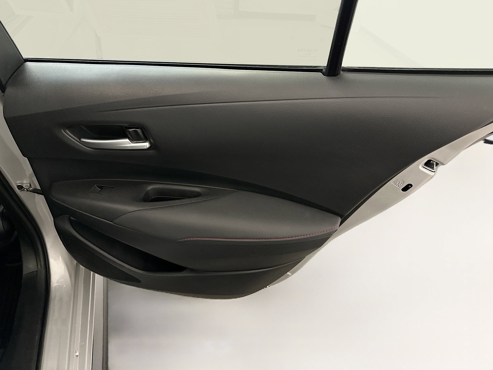 Used 2024 Toyota Corolla SE image 31