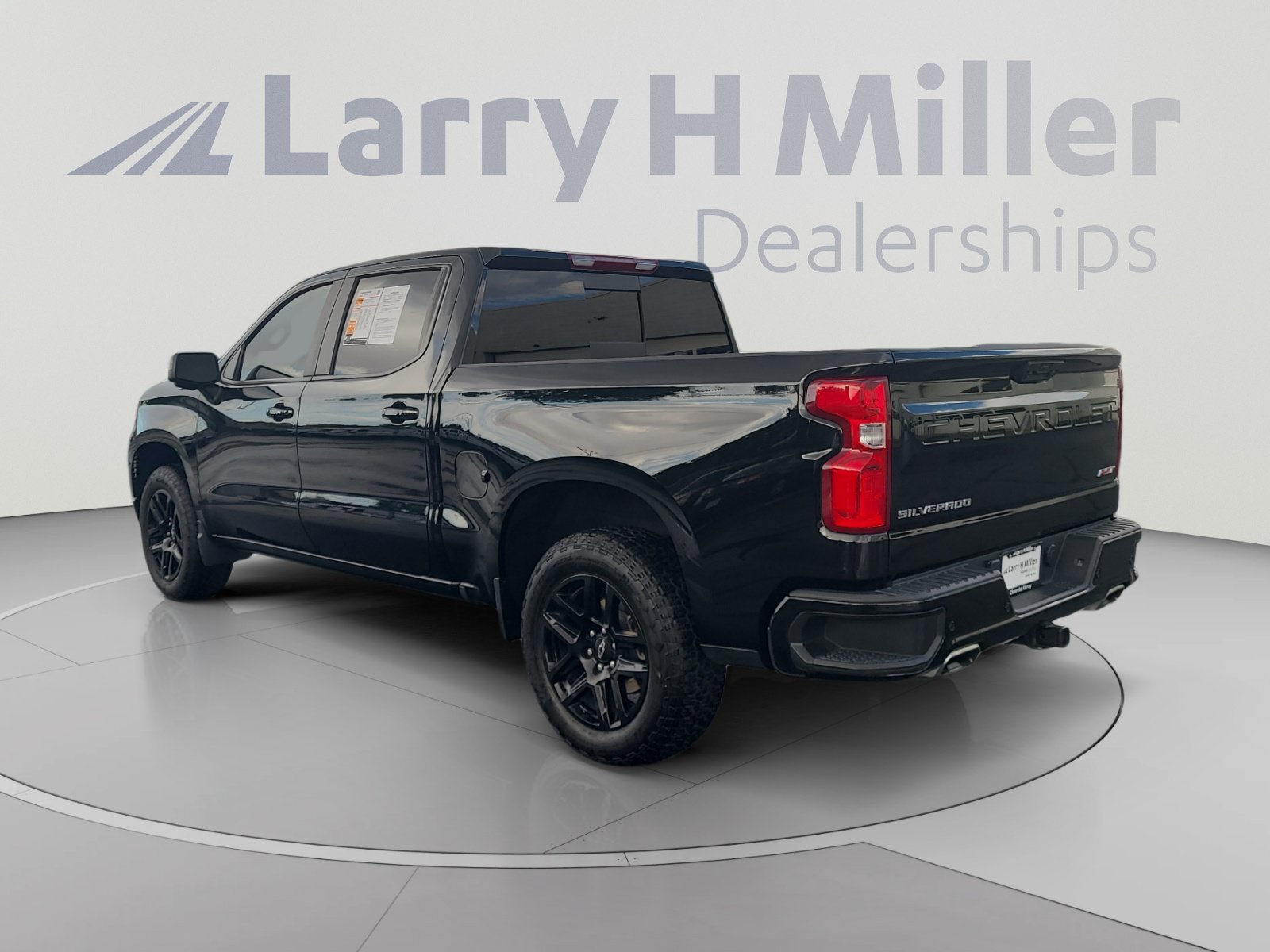 Certified 2024 Chevrolet Silverado 1500 RST w/ RST All Star Premium Package AWD/4WD image 3