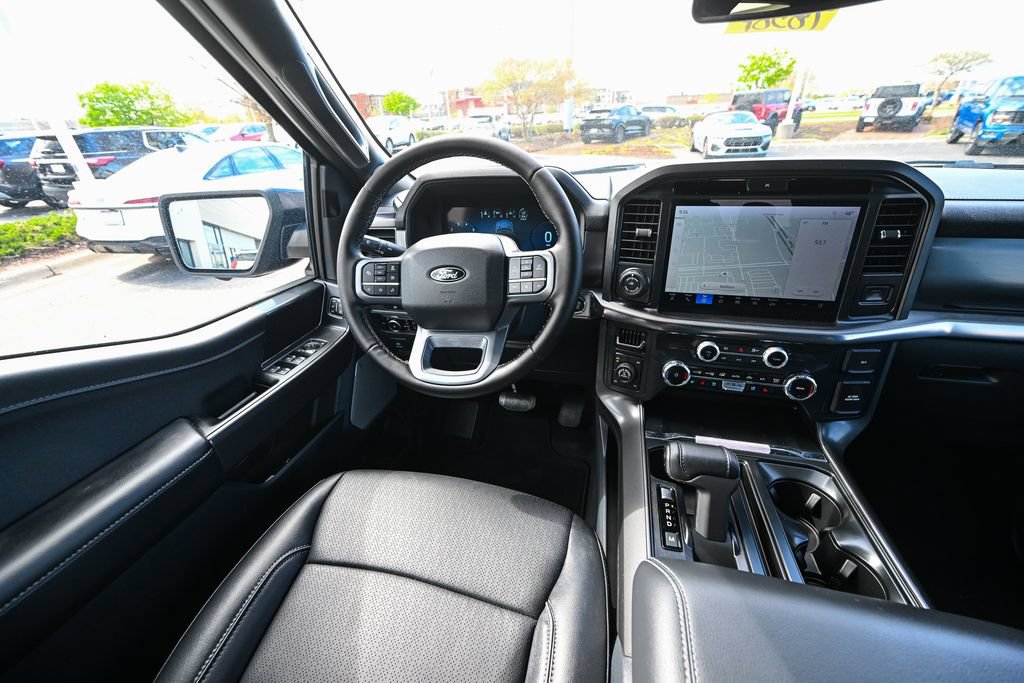 Used 2025 Ford F150 Lariat AWD/4WD image 31