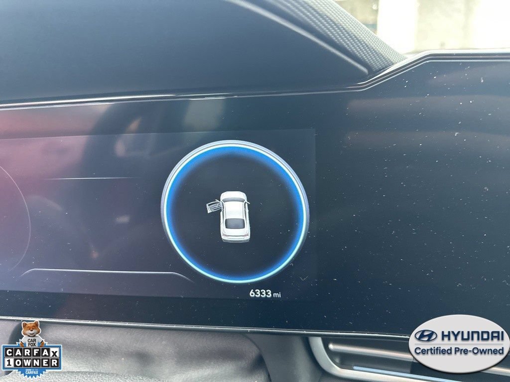 Used 2025 Hyundai Elantra SEL FWD image 9
