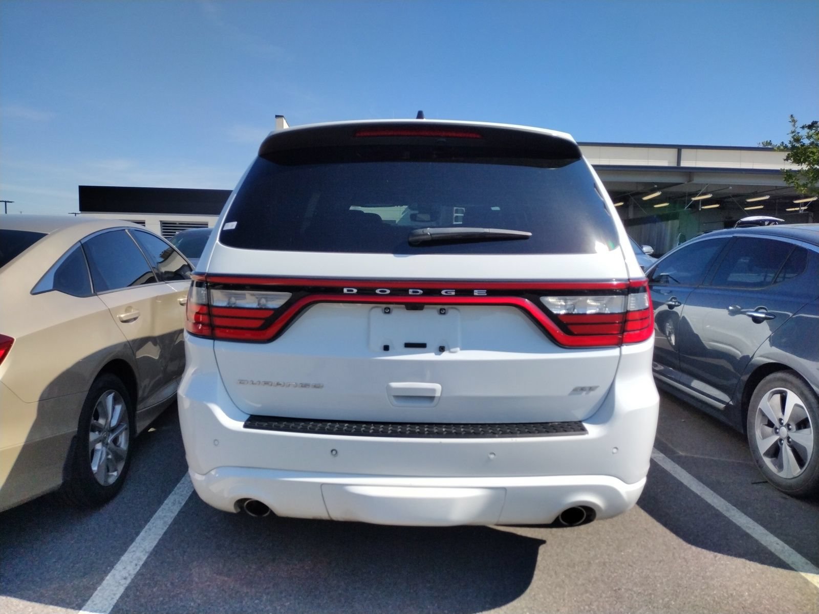 Used 2024 Dodge Durango GT RWD image 5