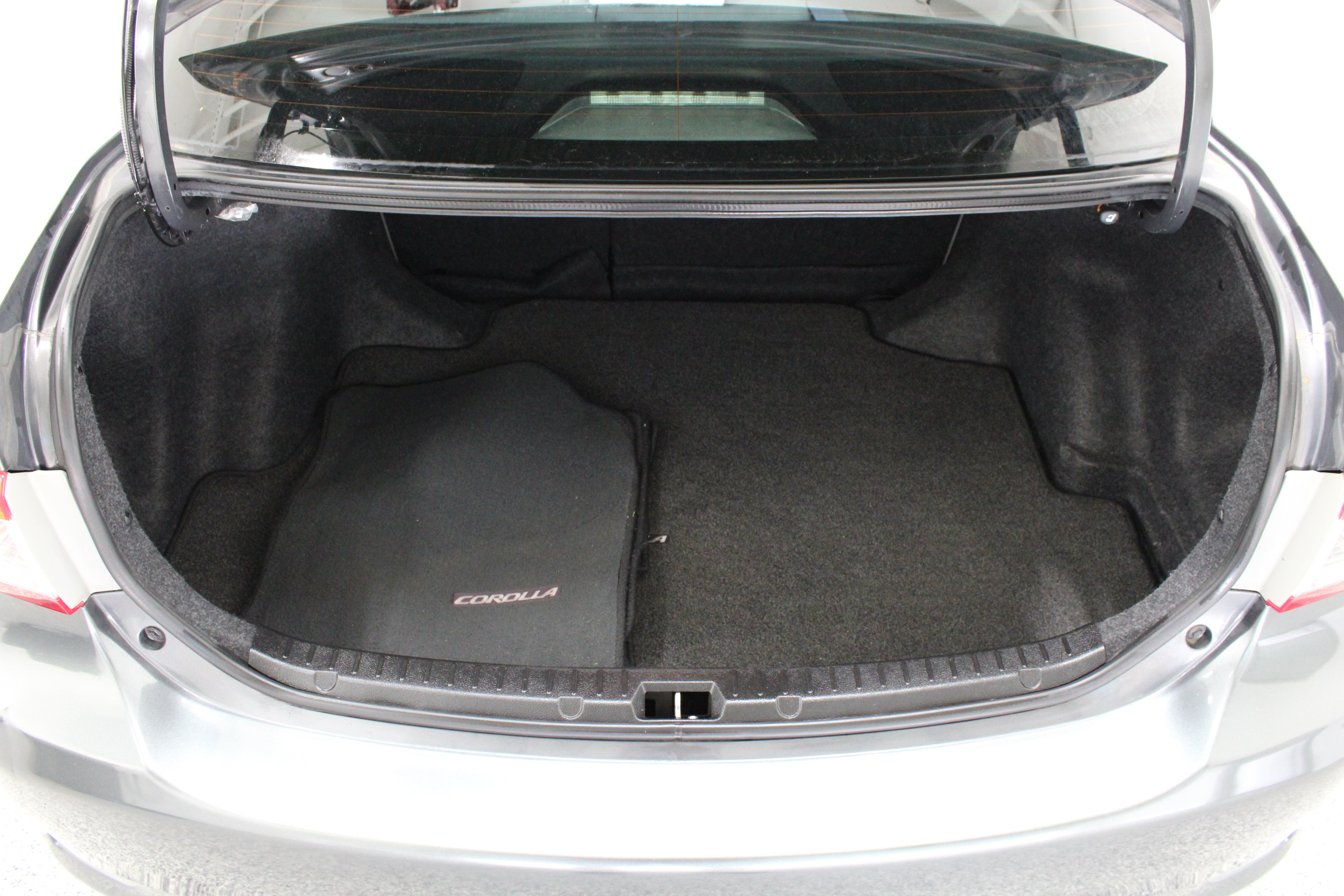 Used 2011 Toyota Corolla LE FWD image 27