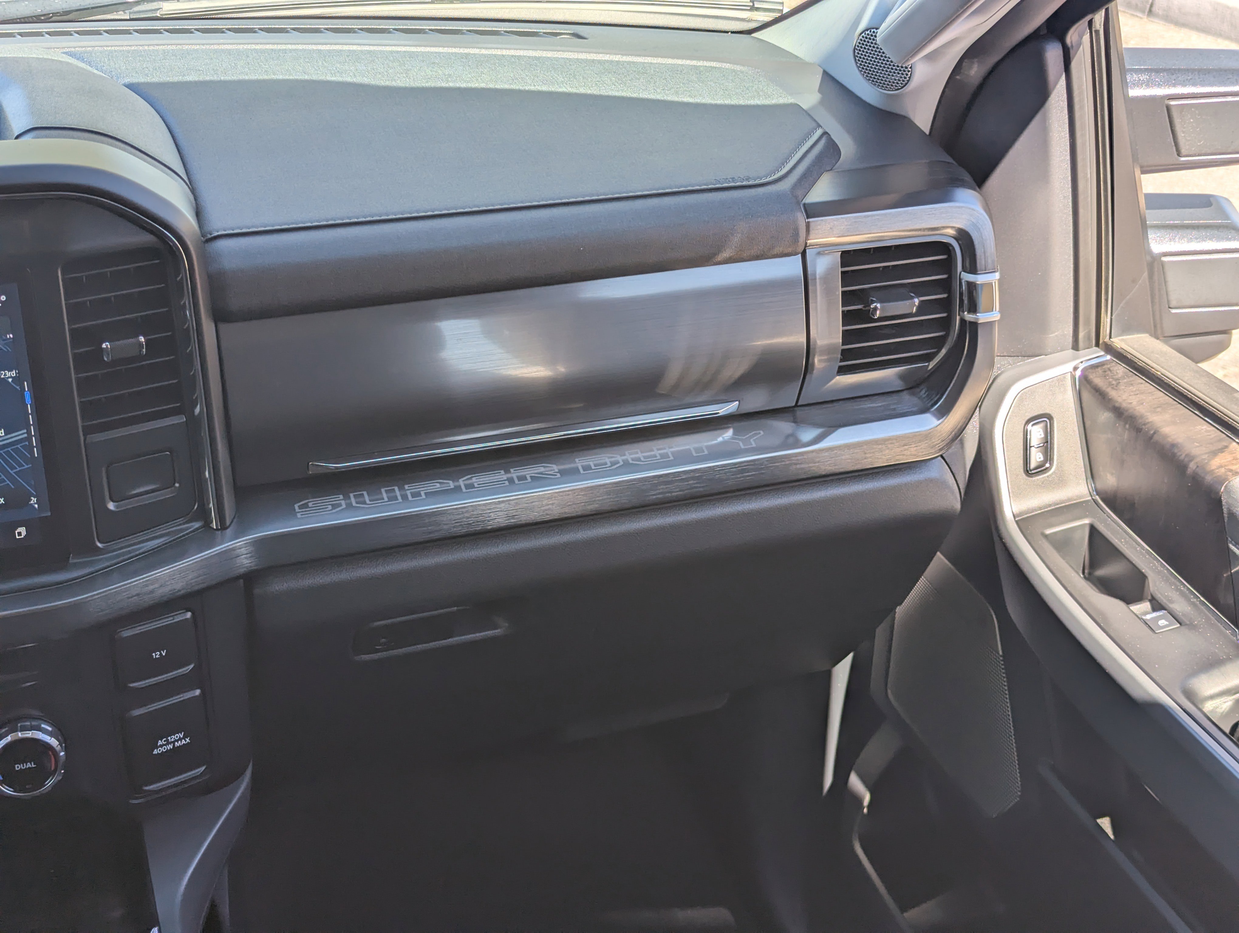 Used 2024 Ford F250 Lariat image 15