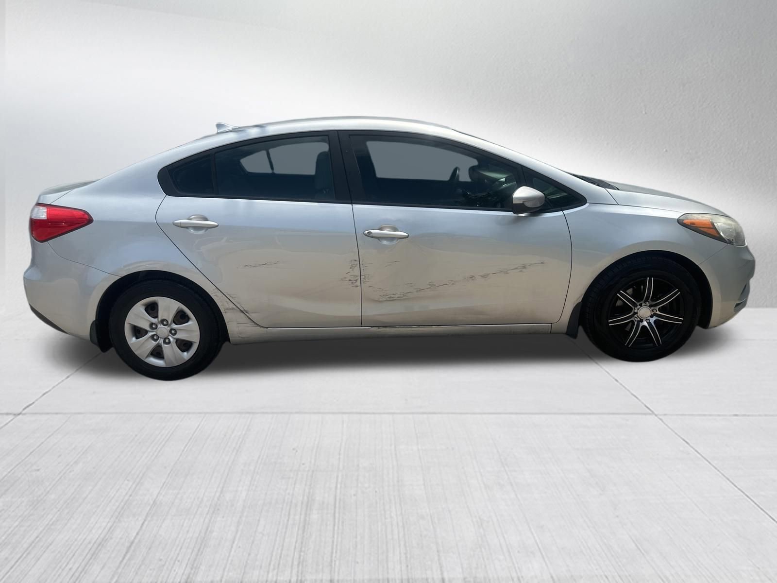 Used 2015 Kia Forte LX w/ Protection Package FWD image 5