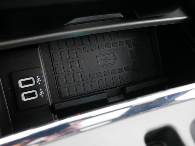 Used 2019 Ford Expedition XLT w/ Equipment Group 202A image 24