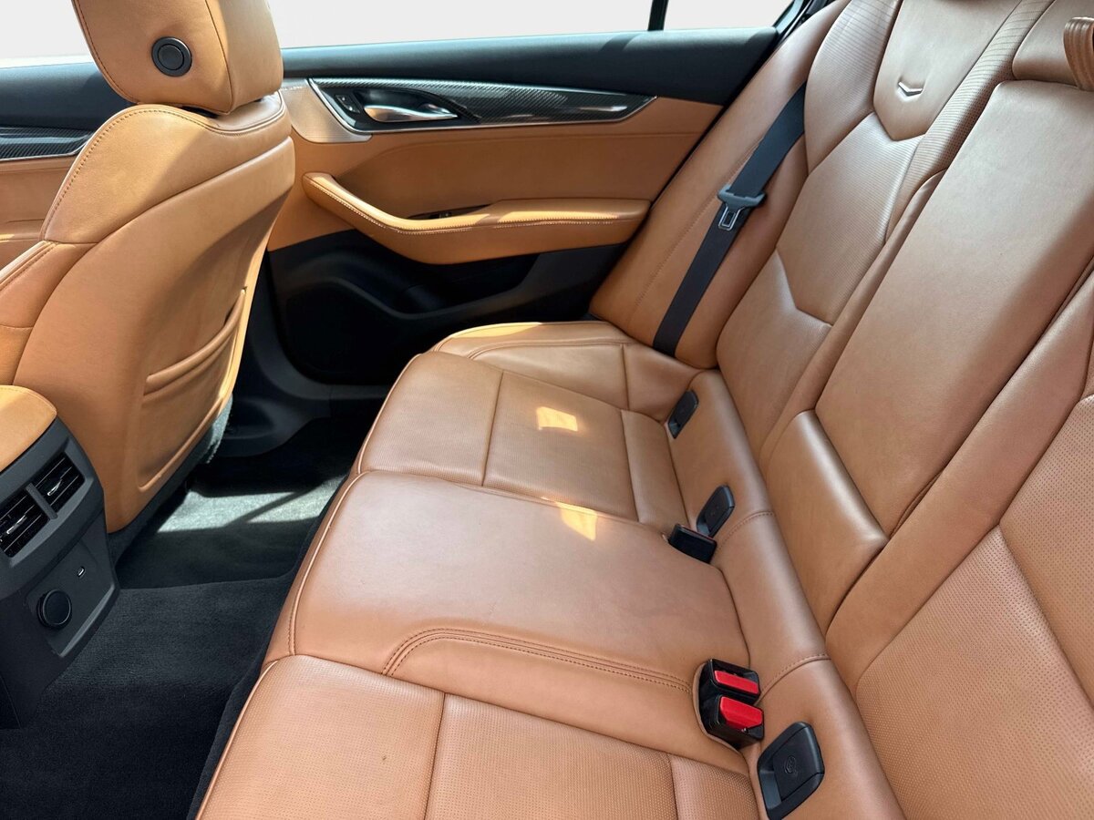 Used 2023 Cadillac CT5 V w/ Platinum Package RWD image 12
