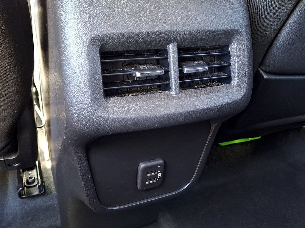 Used 2023 GMC Terrain SLE w/ Driver Convenience Package AWD/4WD image 12