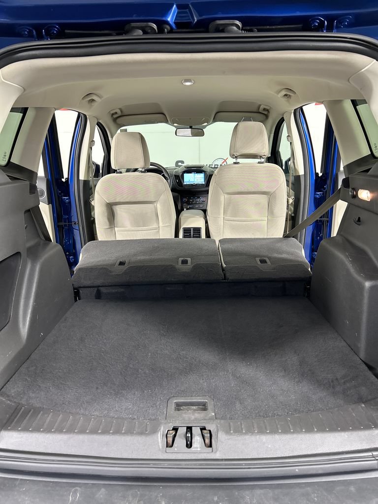 Used 2017 Ford Escape SE w/ Equipment Group 201A AWD/4WD image 20