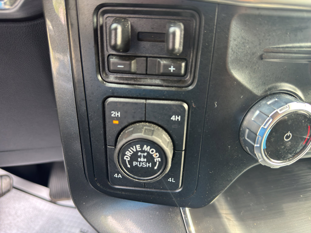 Used 2023 Ford F150 Lariat image 15