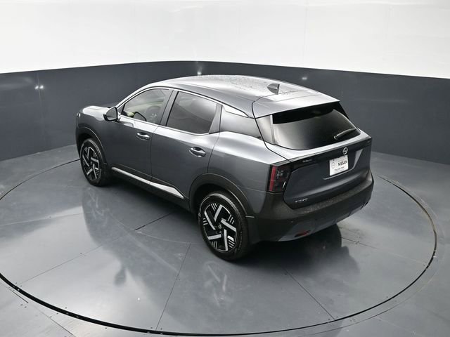 Used 2025 Nissan Kicks SV w/ Charging Package FWD image 15