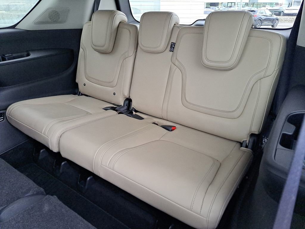 Certified 2025 INFINITI QX80 Pure w/ Cargo Package image 27