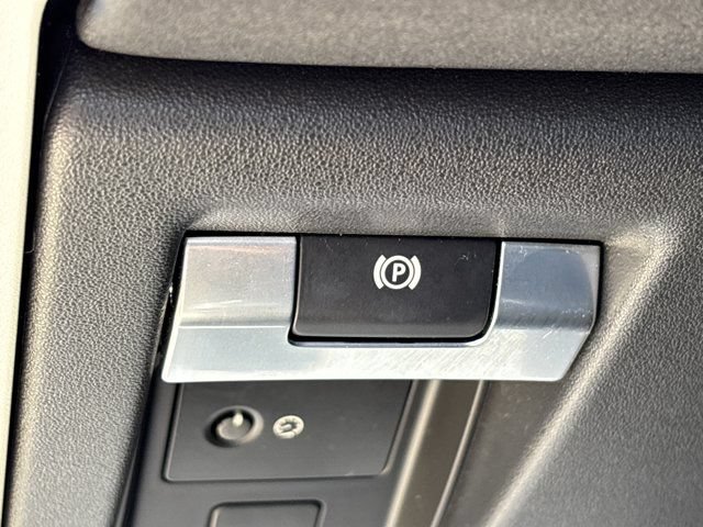 Used 2023 Land Rover Defender 90 S AWD/4WD image 24