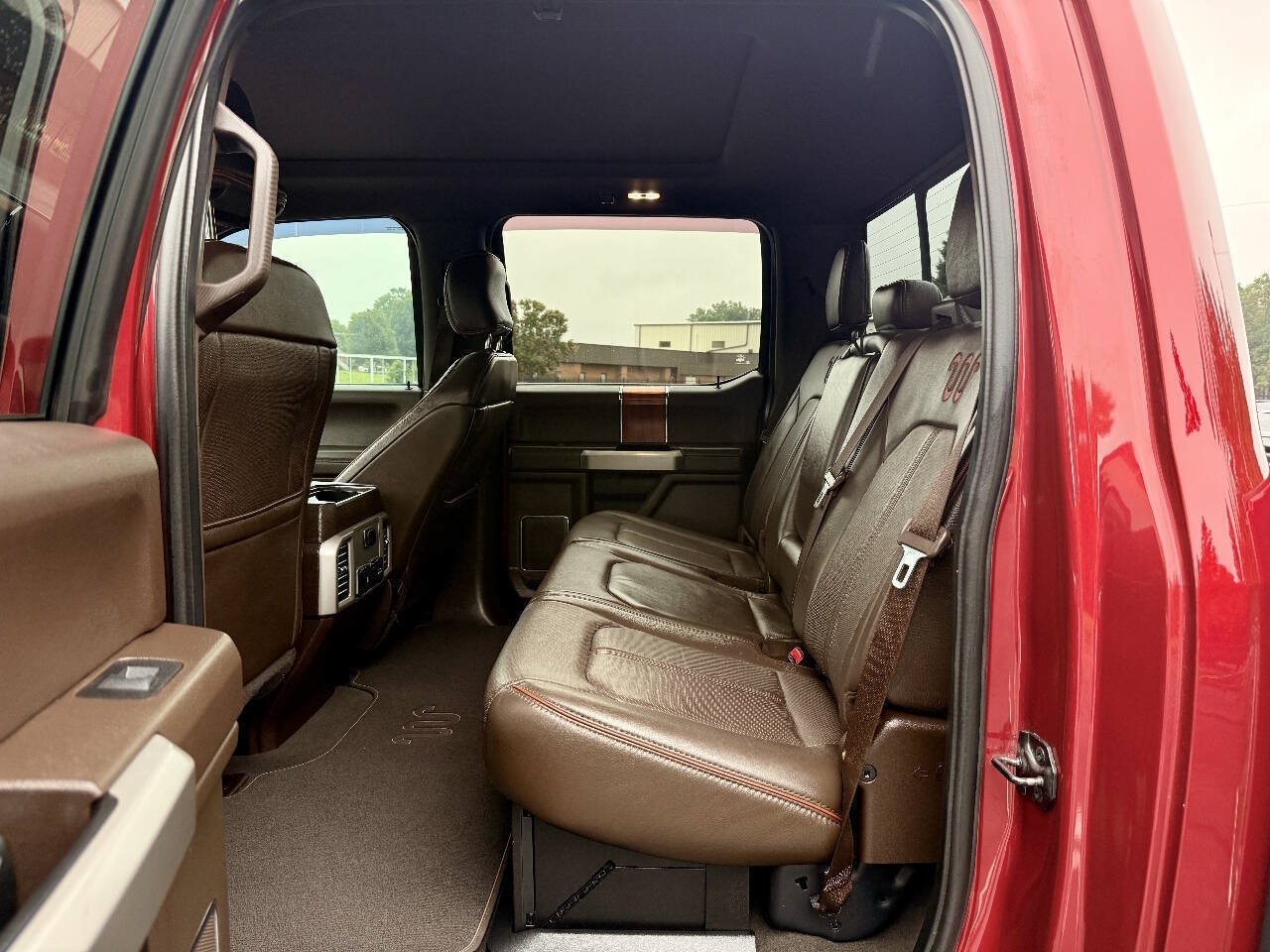 Used 2017 Ford F250 King Ranch w/ King Ranch Ultimate Package AWD/4WD image 15