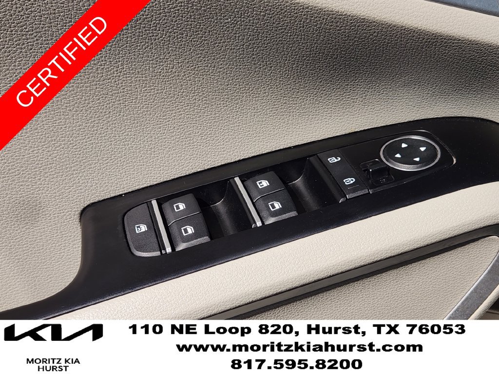 Certified 2025 Kia Soul LX w/ LX Technology Package FWD image 26