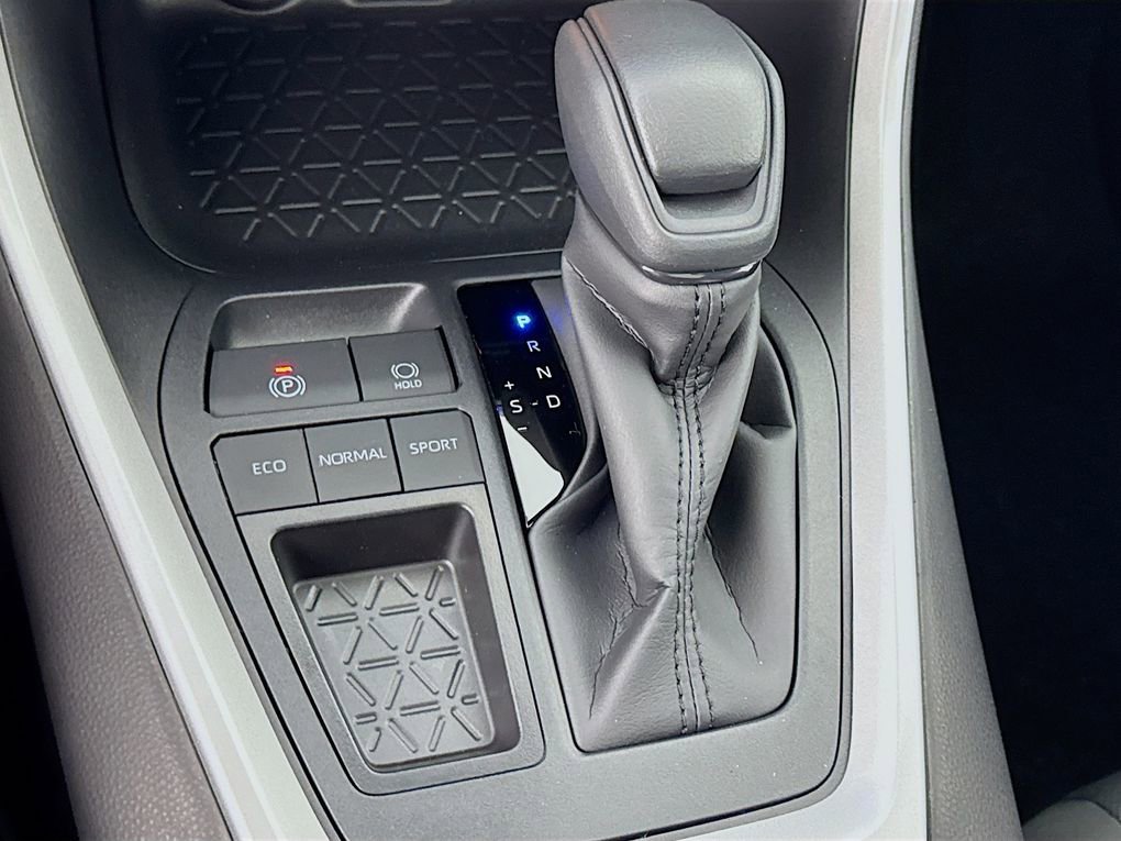 New 2025 Toyota RAV4 XLE image 21