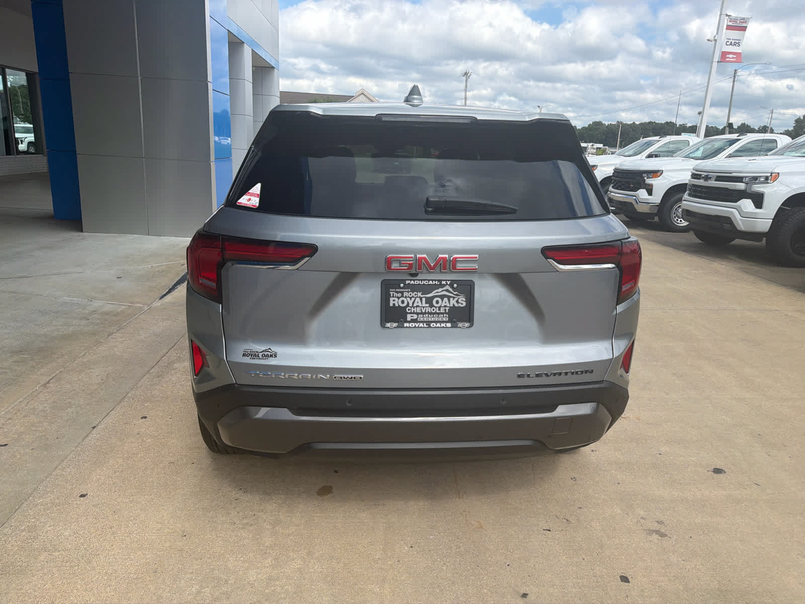Used 2026 GMC Terrain Elevation AWD/4WD image 4