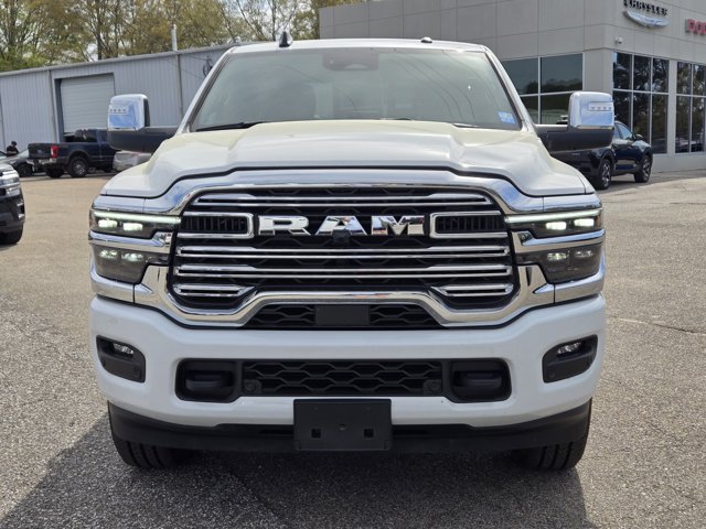 Used 2026 RAM 2500 Laramie AWD/4WD image 3