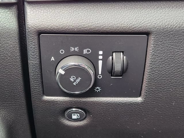 Used 2020 Jeep Grand Cherokee Limited RWD image 20