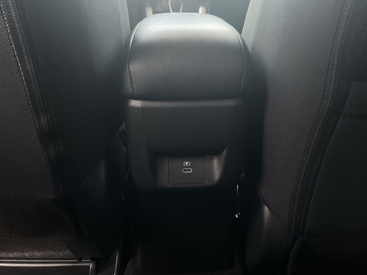 Used 2025 Nissan Versa SR w/ Trunk Package FWD image 12