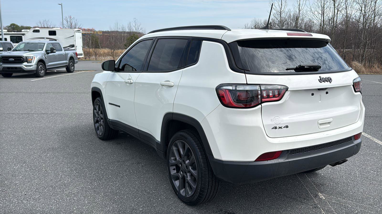 Used 2021 Jeep Compass Latitude AWD/4WD image 10