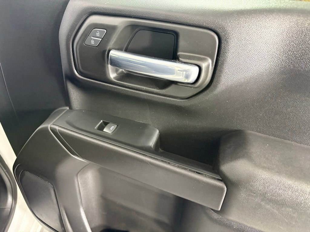Used 2022 Chevrolet Silverado 1500 Custom RWD image 15