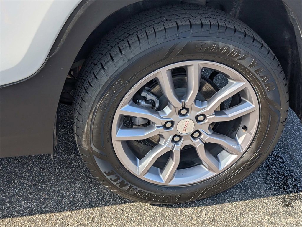 Used 2024 GMC Terrain SLT image 37