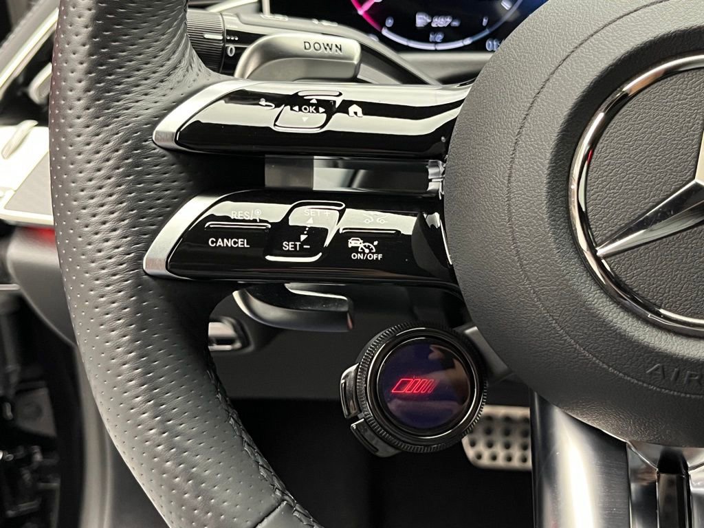Used 2025 Mercedes-Benz E 53 AMG e 4MATIC Sedan image 13